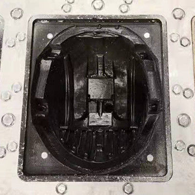 ISO9001 Dekorationsstreifen Hochfestigkeit Eps Schaumform Aluminiumlegierung mit Oberflächenbeschichtung